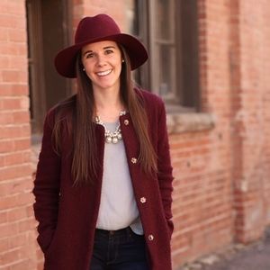 Meet your Posher, Kelly Ann